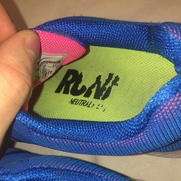 Nike Zoom Ladies size 8 Shoes Womens Blue and Pink Running Walking Sports - Picture 6 of 7